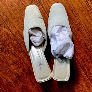 Newport News light blue dress shoes